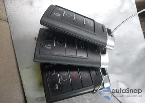 2010 Cadillac Sts Luxury Package from USA, damaged, VIN 1G6DU6EV5A0119244